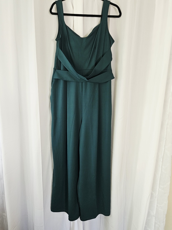 HALARA Pants - Women’s Halara Emerald Green Sleeveless Jumpsuit Size XL